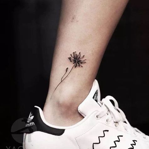 April (Daisy) Wildflowers Tattoo, Instagram Tattoos, Chrysanthemum Tattoo, Scorpio Tattoo, Tattoo Flowers, Foot Tattoos For Women, Tattoos For Women Flowers, Tattoos For Women Half Sleeve, Daisy Tattoo