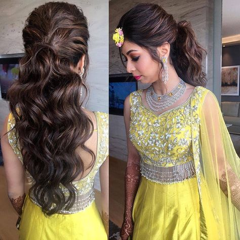 Need some bridal hairstyle inspiration? Check out our favourite hairstyles and important hair care tips for your big day. Hairstyles On Lehenga, Hairstyle For Lehenga, Lehenga Images, Lehenga Hairstyles, Hairstyles For Gowns, Pony Hairstyles, Engagement Hairstyles, Bridal Hair Buns, Open Hairstyles