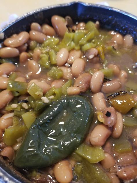 Green Chili with Pinto Beans - Easy DIY Recipes Pinto Beans Soup, Chili With Pinto Beans, Pinto Bean Chili Recipe, Tender Pork Loin, Chili Bean Soup, Chicken Chili Verde, Tapioca Recipes, Pinto Bean Soup, Hatch Green Chili