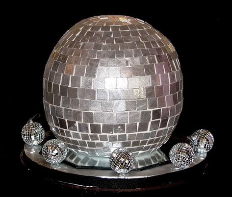 Disco Ball Cake | Flickr - Photo Sharing! Disco Ball Birthday Cake, Disco Ball Cake, Gold Cake Decorations, Anna Birthday Party, Disco Cake, Volcano Cake, 80s Party Decorations, Disco Birthday Party, 54th Birthday