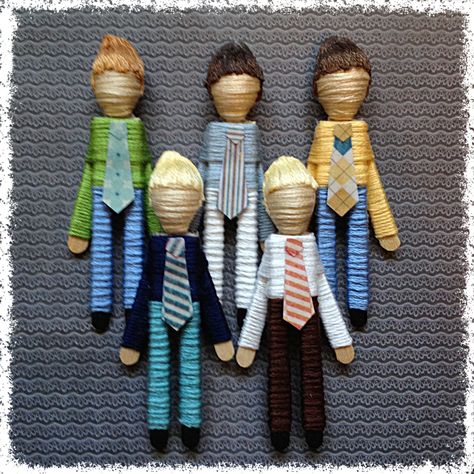 Corn Dolls, Toothpick Crafts, Toothpick Dolls, Therapy Crafts, Diy Yarn Dolls, Wire Dolls, Gothic Dollhouse, Pocket Doll, Worry Dolls