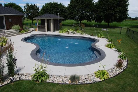 Landscaping Around Pool, Inground Pool Designs, Inground Pool Landscaping, Pools Backyard Inground, Swimming Pool Landscaping, Pool Landscape, Pool Landscape Design, Family Pool, Inground Pool