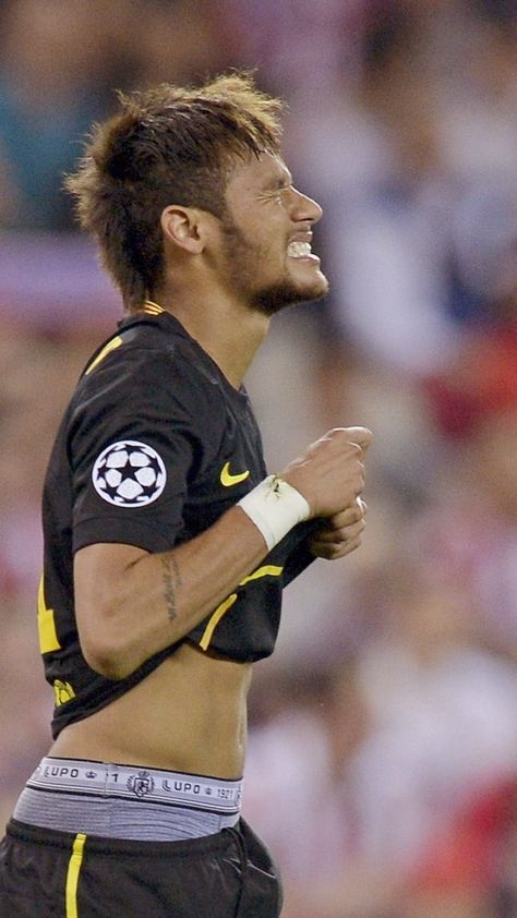 Neymar Barcelona, Sagging Pants, Neymar Jr, Neymar, Barcelona, Soccer, Football, Anime, Pins