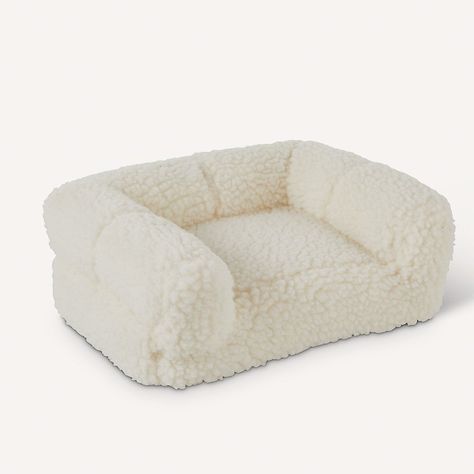 seriosuly! Sherpa Couch, White Dog Bed, Nate Jeremiah, Nate And Jeremiah, Dog Bed Modern, Small Pet Bed, Dog Couch, Pet Couches, Nate Berkus