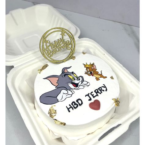 Tom & Jerry bento cake Get your custom cakes @the_cake_store_cbe Call : 8870863305 | Saibaba colony, Coimbatore Prebookings only! #customcakes #partycakes #cakescoimbatore #cakesnearme #customcakesnearme #customcookies #brownies #homemadecakes #homebakerscoimbatore #uniquecakes Tom And Jerry Cake, Bento Cake, Tom Jerry, Unique Cakes, Coimbatore, Tom And Jerry, Custom Cookies, Homemade Cakes, Mini Cakes