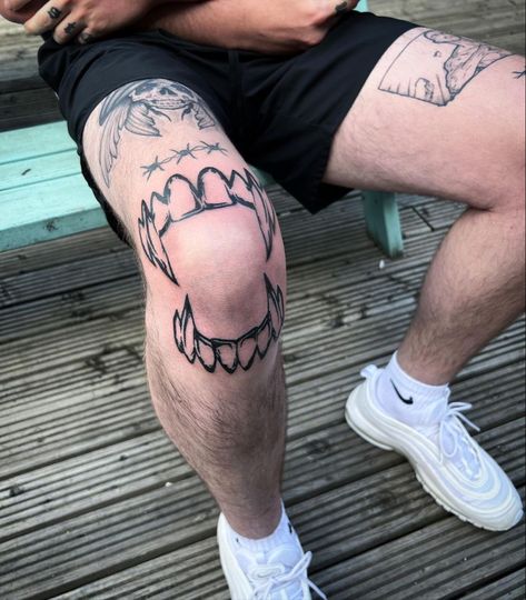 Knee Teeth Tattoo, Vampire Teeth Knee Tattoo, Canine Teeth Tattoo, Around The Knee Tattoo Men, Tattoo Knee Men, Mouth Knee Tattoo, Teeth Knee Tattoo, Men Knee Tattoo, Skull On Knee Tattoo