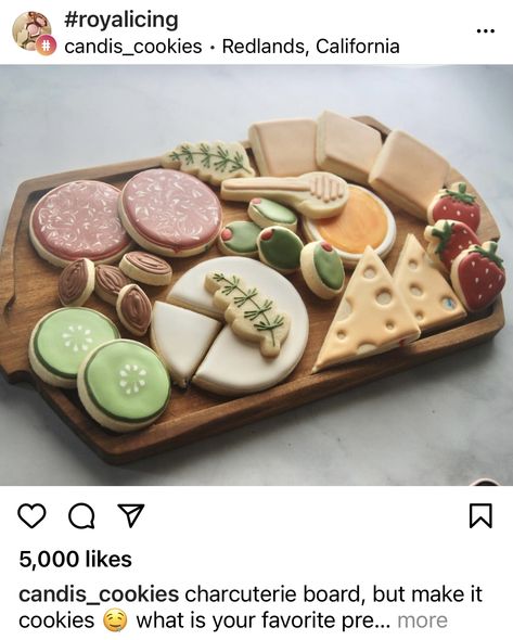 Food Decorated Cookies, Charcuterie Board Cookies Decorated, Funny Cookies Decorated, Charcuterie Board Cookies, Charcuterie Cookies, Sugar Cookie Icing Designs, Sugar Cookie Business, Food Imposters, Cookie Cart