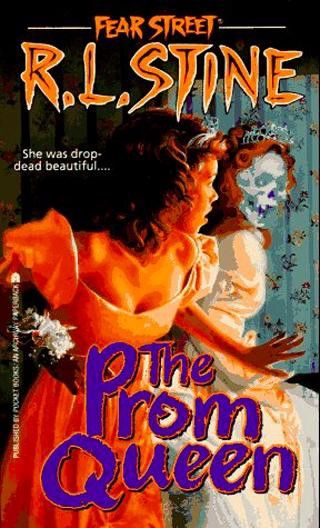 Fear Street, The Prom, Prom Queen, Queen Photos, Horror Posters, Retro Horror, Horror Books, Prom Queens, Valentino Rossi