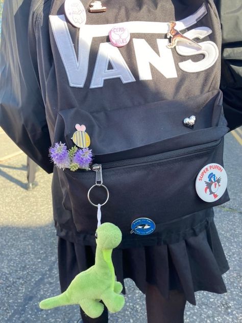 Vans Backpack Aesthetic, Highschool Backpack, Japan Core, Backpack Aesthetic, Brown Vans, Vans Backpack, Vans Bags, Aesthetic Backpack, I'm Grateful