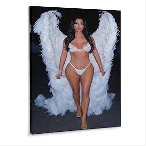 Kardashian Halloween Costume, Kim Kardashian Halloween, Victoria Secret Angel Costumes, Stile Kylie Jenner, Look Kylie Jenner, Best Celebrity Halloween Costumes, Jenner Family, Angel Costume, Celebrity Halloween Costumes