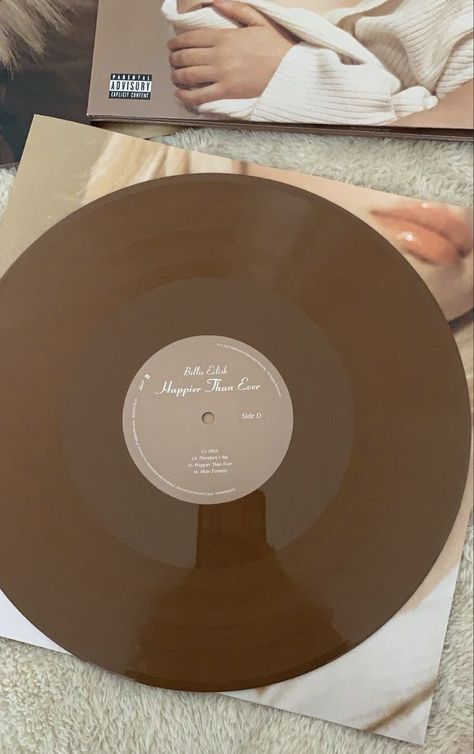 Brown Vinyl Aesthetic, Brown Album Covers Aesthetic, Billie Eilish Happier Than Ever Aesthetic, Billie Eilish Beige Aesthetic, Billie Eilish Aesthetic Brown, Billie Eilish Vinyl Aesthetic, Billie Eilish Music Aesthetic, Happier Than Ever Aesthetic Wallpaper, Music Playing Aesthetic