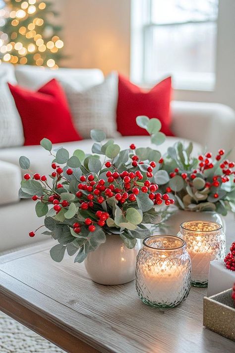 Christmas Home Decor Ideas Simple, Easy Diy Christmas Centerpieces Simple, Kitchen Island Holiday Centerpiece, Small Dining Table Christmas Decor, Red Holiday Decor, Easy Xmas Table Decorations, Christmas Decoration Indoor, Christmas Table Center Piece Decor Ideas, Simple Christmas Home Decor