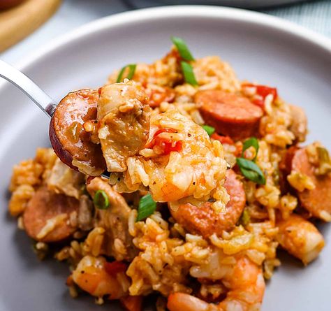 Make the BEST Ninja Foodi Jambalaya without a roux and naturally gluten-free too, it's a creole jambalaya ready in minutes. Keto Jambalaya, Shrimp And Andouille Sausage, One Pot Chili Mac, One Pot Chili, Creole Jambalaya, Ninja Cooking System Recipes, Chili Beans, Best Chili Recipe, Diced Green Chilies