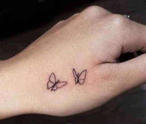 Butterfly Tattoo Hand, Simple Butterfly Tattoo, Butterfly Hand Tattoo, Stick Poke Tattoo, Tiny Tattoos For Women, Stick N Poke, Tattoo Hand, Simple Butterfly, Back Of Shoulder Tattoo