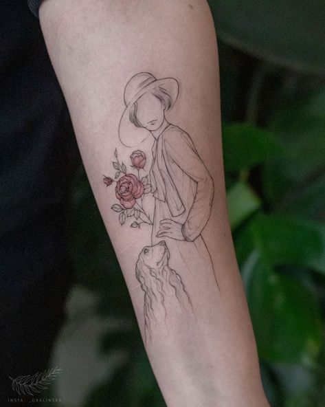 Maugosia Gralińska ✨ Tatuaże on Instagram: “„Mrs. Dalloway said she would buy the flowers herself.” Virginia Woolf, Mrs. Dalloway ⠀⠀⠀⠀⠀⠀⠀⠀⠀ ⠀⠀⠀⠀⠀⠀⠀⠀⠀ ⠀⠀⠀⠀⠀⠀⠀⠀⠀ ⠀⠀⠀⠀⠀⠀⠀⠀⠀ ⠀⠀⠀⠀⠀⠀⠀⠀⠀…” Virginia Woolf Tattoo Ideas, Virginia Woolf Tattoo, Mrs Dalloway, Virginia Woolf, The Flowers, Tatting, Tattoo Ideas, Virginia, Tattoos