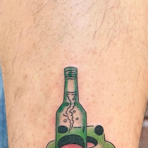 Poirot Tattoo, Most Beautiful Tattoos, Rad Tattoos, Beautiful Tattoo Designs, Prom Proposals, Cute Prom Proposals, Frog Tattoo, Rose Shoulder Tattoo, Frog Tattoos