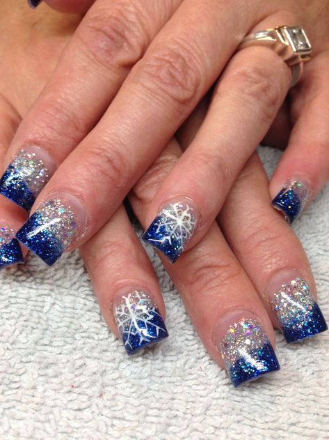 Snowflake nails | Blue and silver nails, Blue christmas ... #christmasnail #christmasnailideas #christmasnailart Blue Christmas Nail Designs, Snowflakes Nails, Blue Christmas Nails, Snowflake Nail Design, Blue And Silver Nails, Snowflake Nail Art, Winter Nails Acrylic, Christmas Gel Nails, Christmas Nail Art Designs