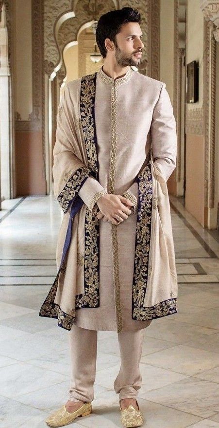 India Fashion Men, Indian Wedding Suits Men, Indian Groom Dress, Indian Wedding Clothes For Men, Sherwani For Men Wedding, Wedding Kurta For Men, Groom Dress Men, Wedding Outfits For Groom, Indian Groom Wear