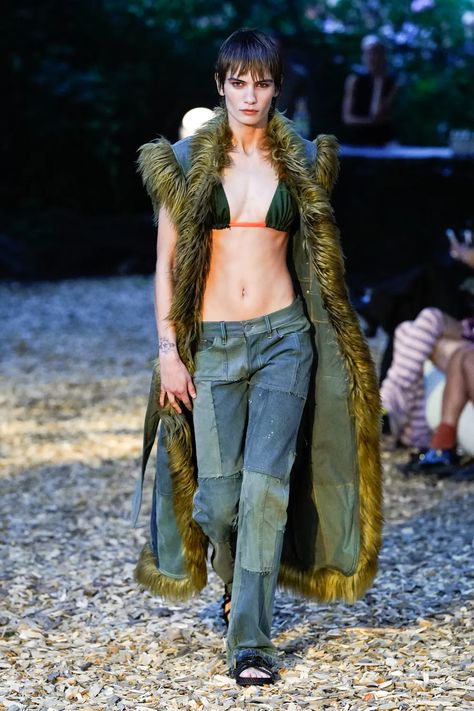 Fashion Runway 2023, Spring Fashion Runway, Spring 2023 Fashion Show, Ss23 Runway, Runway 2023, Copenhagen Spring, Runway Denim, Rtw 2023, G Group