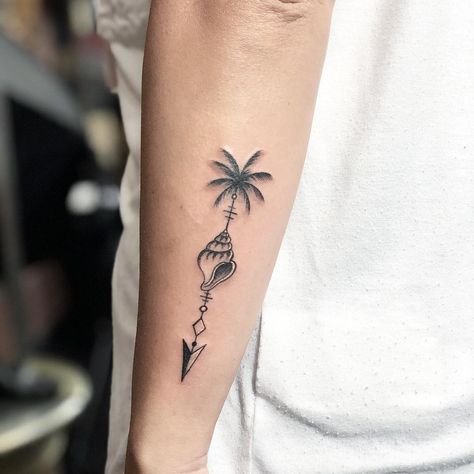 Palm Tree Arrow Tattoo, Palm Tree And Seashell Tattoo, Palm Tree Flowers, Seashell Tattoos, Shell Tattoos, Palm Tree Tattoo, Arrow Tattoo, Lotus Tattoo, Shell Design