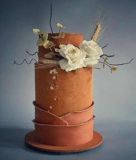 Terracotta love Tall Wedding Cakes, Geometric Cake, Boho Wedding Cake, Tall Cakes, 35th Birthday, Simple Wedding Cake, Modern Wedding Cake, Unique Wedding Cakes, Elegant Wedding Cakes