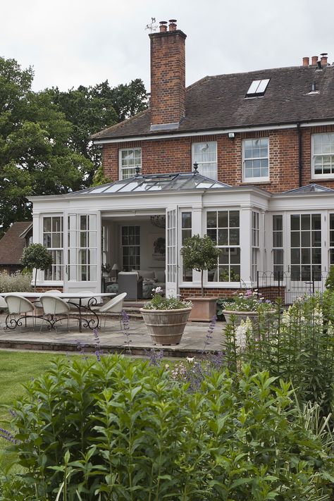 Contemporary Orangery Extension, Georgian House Renovation, Georgian Extension, Georgian Orangery, Modern Georgian Interiors, Orangery Extension Kitchen, Traditional House Interior, Elegant Family Room, Georgian Farmhouse