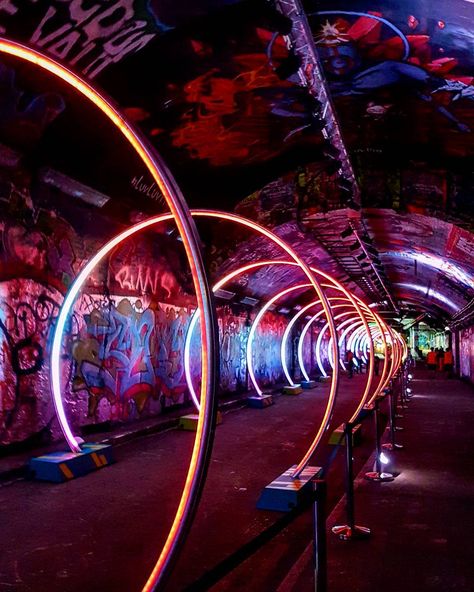 631 Likes, 21 Comments - Alexandra Reichl (@reichl_reichl_reichl) on Instagram: “"There's a light at the end of the tunnel" ~ Starlight Express  #waterloo #leakestreet #graffitiart…” Leake Street Tunnel, Graffiti Tunnel London, Graffiti Tunnel, Leake Street, Starlight Express, Dreamy Places, Mini City, Street Graffiti, Rap Battle