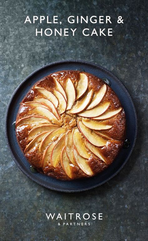 Ginger Pear Tart Recipe, Apple Ginger Recipes, Apple Ginger Pie, Apple And Ginger Cake, Apple Ginger Cake, Ginger Spice Cake Recipe, Apple And Honey Desserts, Ginger Dessert, Apple Honey Cake