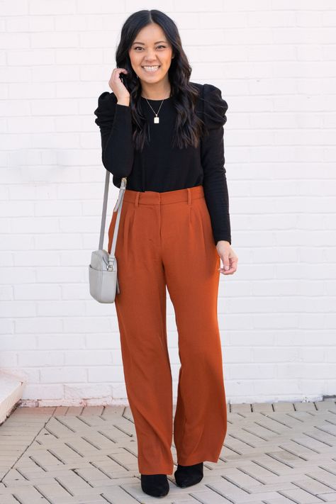 Understanding how different silhouettes and cuts will or will not work on your body is key! It makes it easier to shop and find clothes that work for you. 👉🏽 CLICK the image to read more! #agelessstyle #wearwhatyoulove #outfitideas #closetcleanup #instantstyle Burnt Orange Pants Outfit, Orange Wide Leg Pants, Elevated Casual Outfit, Wide Leg Pants Outfit, Winter Pants Outfit, Nickel And Suede, Capsule Wardrobe Essentials, Elevated Casual, Outfit Formulas