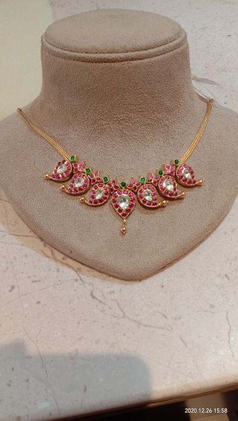 Mango Jewellery, Kundan Haram, Hindu Jewelry, Indian Gold Necklace Designs, Target Jewelry, Simple Jewellery, Gold Pearl Jewelry, Fancy Jewelry Necklace, Gold Necklace Indian