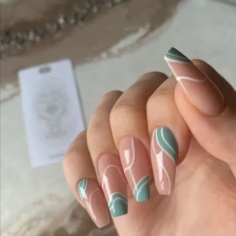 Milky Nails, Broken Nails, Modern Nails, Colorful Nails, Classy Acrylic Nails, Cute Summer Nails, Almond Acrylic Nails, Acrylic Nails Coffin Short, Short Acrylic Nails Designs