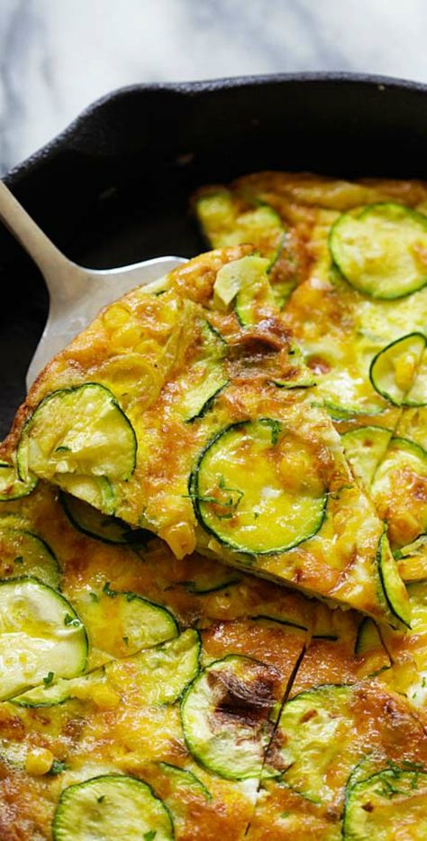 Zucchini Frittata – best and easiest frittata with zucchini and corn. Takes 15 mins to make with only 3 key ingredients, so good | rasamalaysia.com Easy Egg Frittata, Corn Frittata, Egg Frittata Recipes, Easy Frittata, Zucchini Frittata, Homemade Comfort Food, Dinner For One, Frittata Recipes, Baked Strawberries