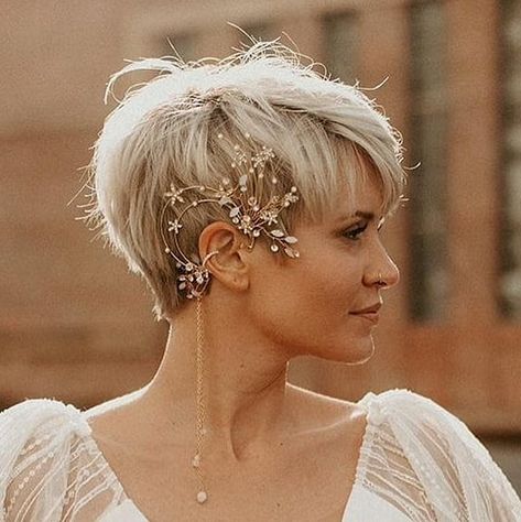 R A M B U T™ P I X E on Instagram: “Reposted from @madeleineschoen Management : @onehairmanagement Our youtube channel :. ⏬⏬⏬⏬⏬⏬⏬ . http://www.youtube.com/rambutbob . .…” Wedding Hair For Very Short Hair, Short Bridal Hair Pixie, Brides With Short Hair Pixie Haircuts, Prom Hairstyles For Pixie Hair, Super Short Wedding Hairstyles, Very Short Bridal Hair, Super Short Wedding Hair, Buzzcut Bride, Bride With Pixie Haircut