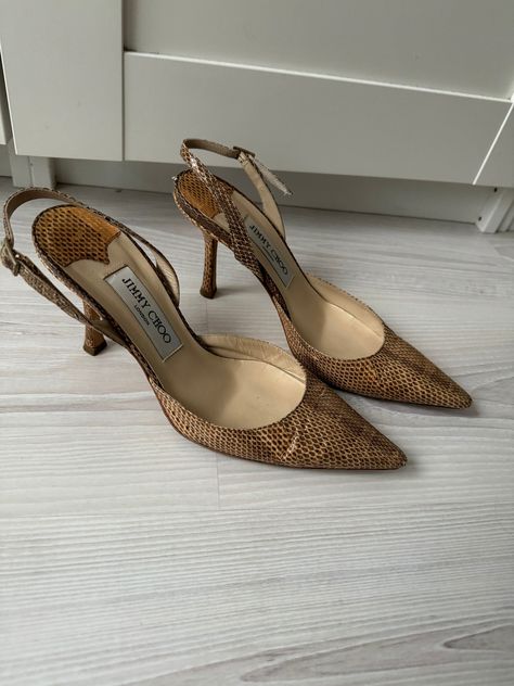 Vintage Jimmy Choo, Kitten Sandals, Shoes 90s, Pointy Shoes, Vintage Heels, Cream Shoes, Sandals Brown, Slingback Heels, Slingback Heel