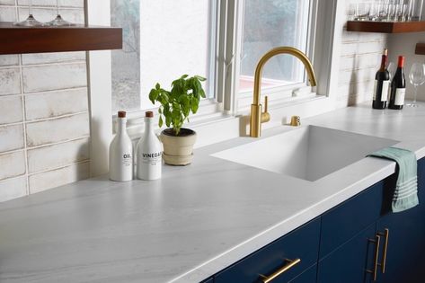 Clever Kitchen Countertop Ideas That Aren’t Marble or Granite Faux Marble Countertop Formica, Formica Neo Cloud Countertop, Marble Formica Countertops, Blue Marble Countertops, White Laminate Countertops, Clean Laminate Countertops, Formica Kitchen Countertops, Cape Kitchen, Formica Kitchen