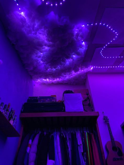 Led Lights Bedroom Aesthetic Ceiling, Purple And Black Bedroom, Emo Room Ideas, Cloud Led Ceiling, Room Asthetics, Ray Painting, Stars Bedroom, Led Lights Bedroom Aesthetic, Octavia Goetia