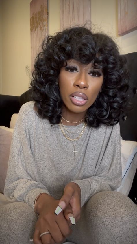 1980 Hairstyles Short, Curls With Bangs Black Women, Curly Quick Weave Bob, Curly Quick Weave Styles Black Women, Big Curly Hair Black Women, Big Curls Black Women, Curly Bob Hairstyles For Black Women, Curly Bob Weave, Curls Black Women