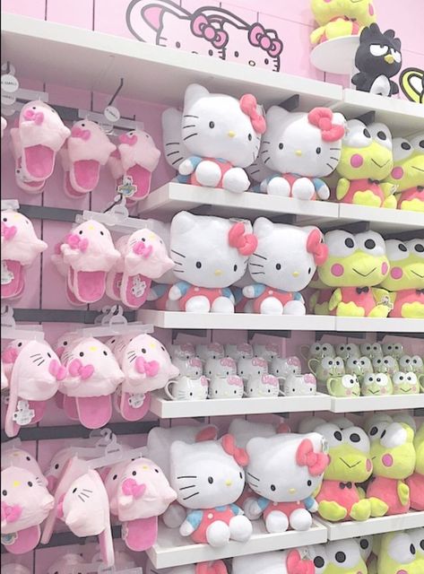 Hello Kitty Keroppi, Sanrio Plushies, Sanrio Icons, Hello Kitty Decorations, Hello Kitty Bedroom, Hello Kitty Merchandise, Sanrio Stuff, Hello Kitty Aesthetic, White Slides