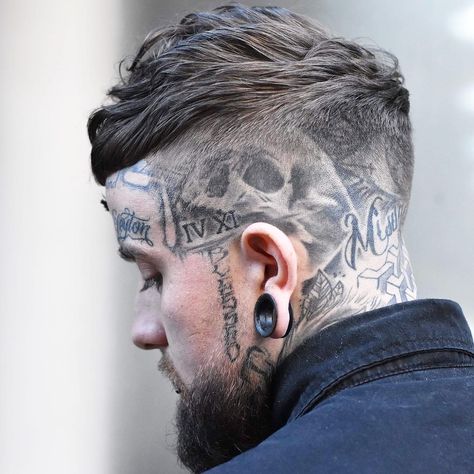 Textured French Crop, Head Tattoo Men, Tattoo Crane, New Men Hairstyles, Scalp Tattoo, French Crop, Trendy Mens Hairstyles, Cool Hair Designs, Popular Mens Hairstyles