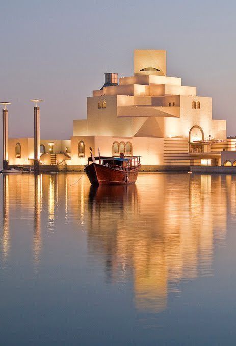 Islamic Art Museum Doha, Qatar Museum Of Islamic Art, Museum Of Islamic Art Doha, Doha Skyline, Islamic Museum, Arabian Nights Aesthetic, Islamic Art Museum, Modern Islamic Art, Museum Of Islamic Art