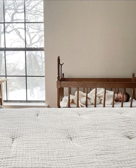 Tiny Nursery, Nursery Nook, Bedside Bassinet, Vista House, Baby Corner, Newborn Photography Boy, Snowed In, Baby Zimmer, Throwing It Back