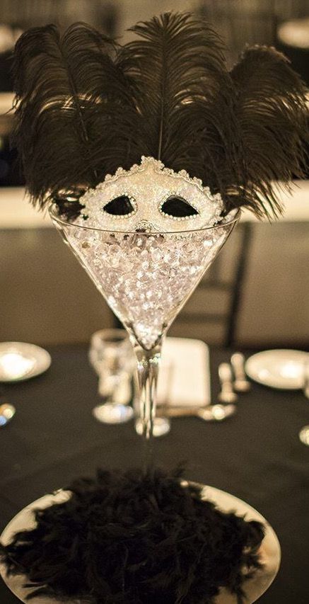 Masquerade Centerpiece, Masquerade Party Centerpieces, Costumes With Masks, Masquerade Centerpieces, Wine Glass Centerpieces, Mascarade Party, Masquerade Decorations, Masquerade Party Decorations, Masquerade Ball Party