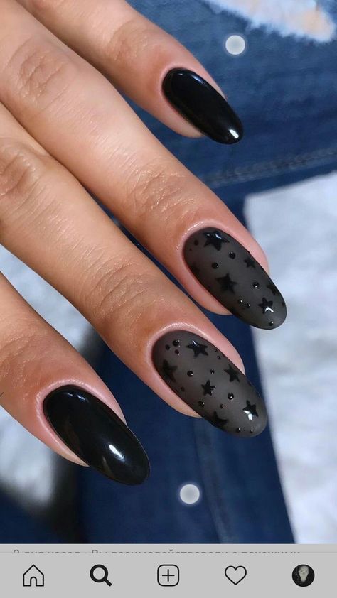 Pretty Almond Nails Classy Black, Witch Nails Short Almond, Nye Nails 2023 Short, Gothic Biab Nails, Short Acrylic Nails Almond Black, Black Acrylic Nails Ideas Almond, Birthday Nails Inspo Black, Black February Nails, Goth Almond Nails Short