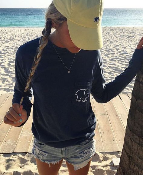 Shop at ivoryella.com✌️ #savetheelephants Ivory Ella Outfits, Ivory Ella, Estilo Preppy, Outfit Goals, Preppy Outfits, Spring Summer Outfits, Vineyard Vines, Preppy Style, Teen Fashion