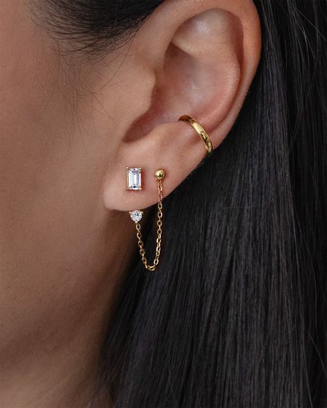 Start here for the perfect ear stack Dainty Multiple Ear Piercings, Classy Ear Piercings Chic, Dainty Chain Earrings, Piercing Inspiration Ear, Threader Earrings Multiple Piercings, Piercing Designs Ear, Minimal Earring Stack, Minimalist Earring Stack, Everyday Earring Stack