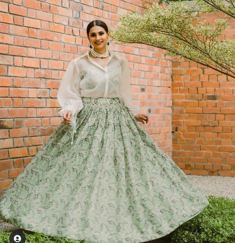 Long Skirt And Top Indian Wedding, Western Dresses For Girl, Trendy Outfits Indian, Lehenga Designs Simple, Pakistani Fancy Dresses, Indian Dresses Traditional, Stylish Blouse Design, Beautiful Dress Designs, Designer Party Wear Dresses