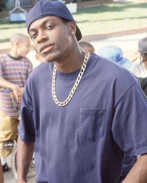 𝚃𝚑𝚛𝚘𝚠𝚋𝚊𝚌𝚔 80𝚜 90𝚜 00𝚜 𝚎𝚛𝚊 on Instagram: “Smokey 💙✨ . . . Friday ‘95 . . . . . #christucker #smokey #friday #throwback #throwbackbuzz #90s #90sera #90smen #90smovie #90sfilm…” Smokey From Friday, Chris Tucker Friday, Friday Film, Friday Movie, Estilo Cholo, Chris Tucker, Kobe Bryant Wallpaper, Hate Mondays, 90s Men