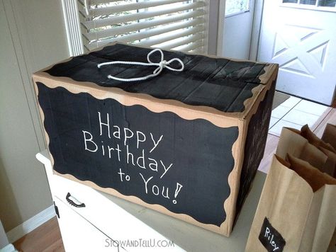 Chalkboard painted gift box Diy Chalkboard Paint, Paint Crafts, Diy Chalkboard, Shape Tape, Chalkboard Paint, Big Gifts, Painted Sticks, How To Make Paint, Diy Gift Box