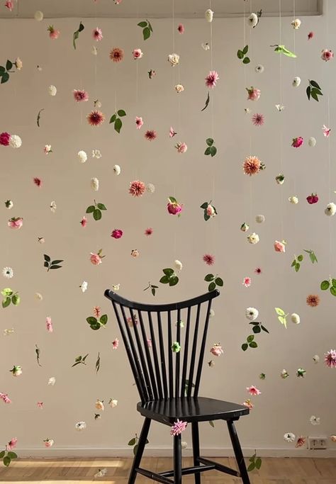 Elegant Flower Decorations, Pink Floral Garland, Faux Flower Backdrop, Garden Party Hanging Flowers, String Flower Backdrop Diy, Faux Floral Backdrop, Wildflower Bridal Shower Backdrop, Flower String Backdrop, Cute Backdrop Ideas