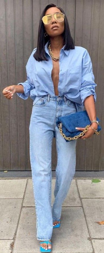 Light Blue Top Outfit, Blue Top Outfit, Outfits Juvenil, Light Blue Top, Shirt Outfits, Spring Fits, Top Outfit, Light Blue Jeans, Blue Top